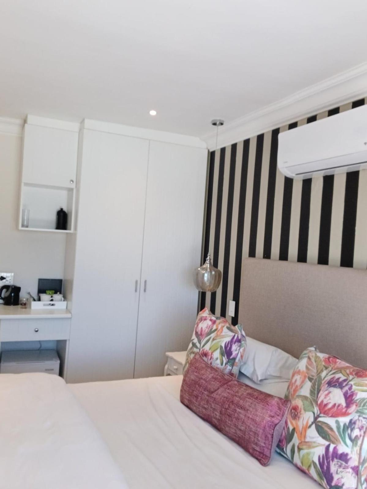 Thyme Wellness Spa And Guesthouse Cape Town Exterior photo