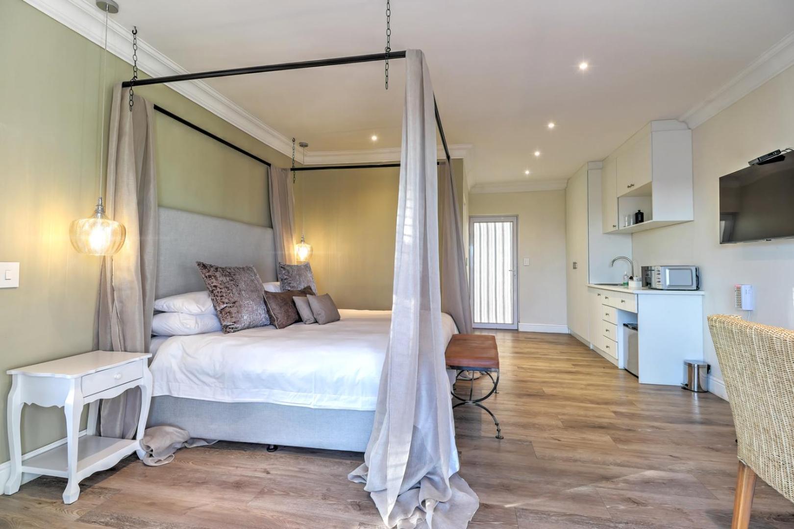 Thyme Wellness Spa And Guesthouse Cape Town Exterior photo