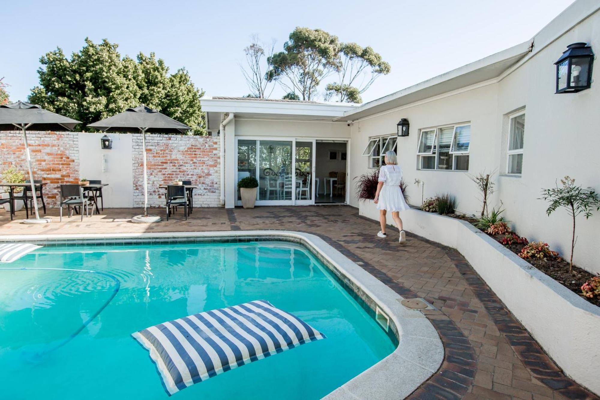 Thyme Wellness Spa And Guesthouse Cape Town Exterior photo
