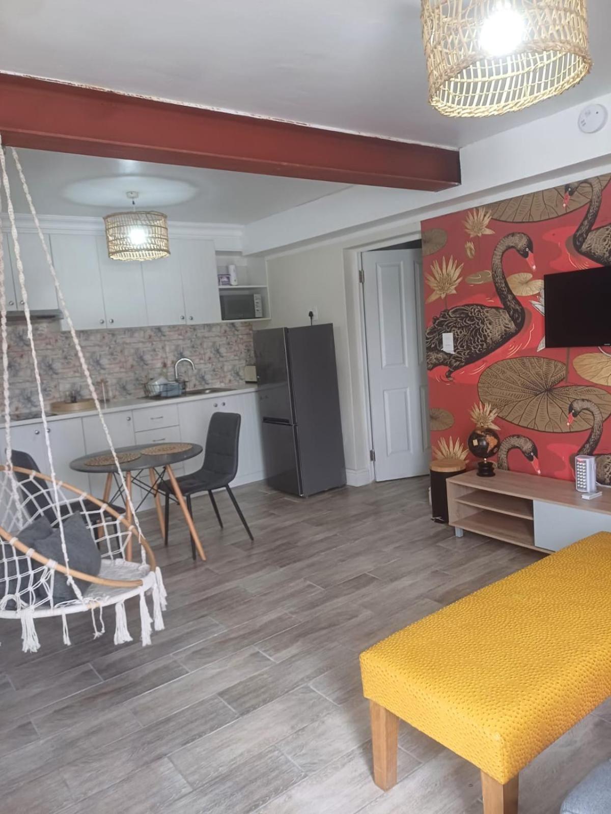 Thyme Wellness Spa And Guesthouse Cape Town Exterior photo