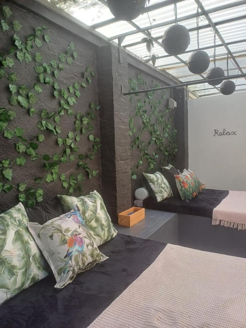 Thyme Wellness Spa And Guesthouse Cape Town Exterior photo